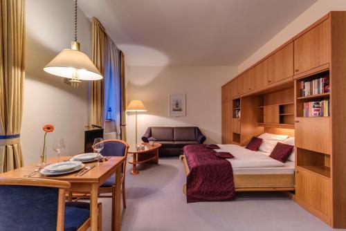 Hotel Aquamarin in Ostseebad Kuhlungsborn Hotel Aquamarin in Ostseebad Kuhlungsborn