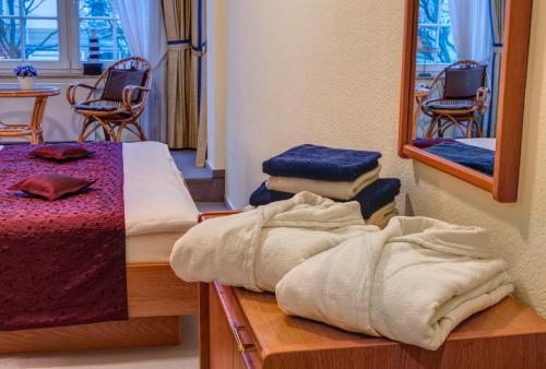 Hotel Aquamarin in Ostseebad Kuhlungsborn Hotel Aquamarin in Ostseebad Kuhlungsborn