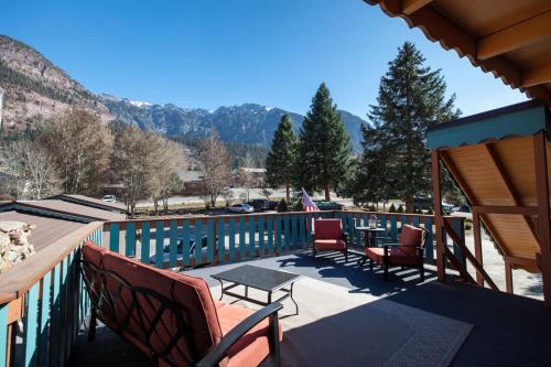 Balcony/terrace, Ouray Inn in Ouray (CO) Balcony/terrace, Ouray Inn in Ouray (CO)