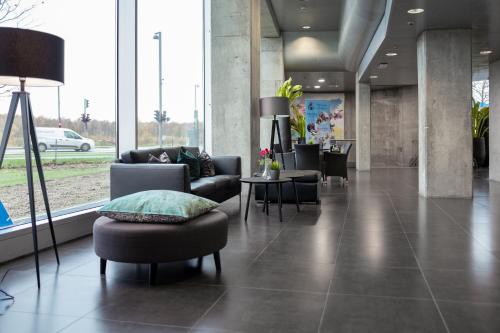 Lobby, Cabinn Metro in Copenhagen Lobby, Cabinn Metro in Copenhagen