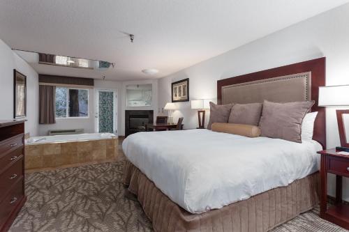 Shilo Inn Suites Hotel - Bend in Bend (OR) Shilo Inn Suites Hotel - Bend in Bend (OR)