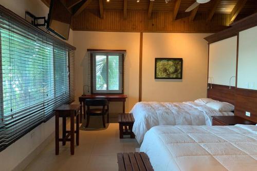 Luxurious Round Cay in Salitran Luxurious Round Cay in Salitran