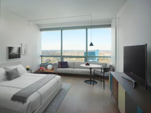 AKA University City near Régészeti és Antropológiai Egyetemi Múzeum AKA University City near Régészeti és Antropológiai Egyetemi Múzeum