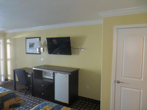 在meiguo.com看到的Hallmarc Inn的介绍图片