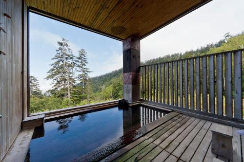 溫泉, 十勝岳溫泉Kamihoro莊 (Tokachidake Onsen Ryokan Kamihoroso) near 白金青池 溫泉, 十勝岳溫泉Kamihoro莊 (Tokachidake Onsen Ryokan Kamihoroso) near 白金青池