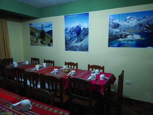 Restoran, Artesonraju Hostel Huaraz in Huaraz Restoran, Artesonraju Hostel Huaraz in Huaraz