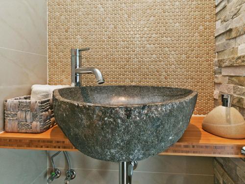 Baño, Stylish former village school with garden in Waldeck Netze in Waldeck Baño, Stylish former village school with garden in Waldeck Netze in Waldeck