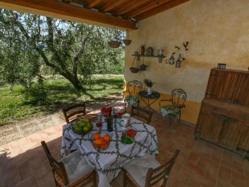 Balkon/terasa, Modern Cottage in Graffignano Italy with Swimming Pool in Graffignano Balkon/terasa, Modern Cottage in Graffignano Italy with Swimming Pool in Graffignano