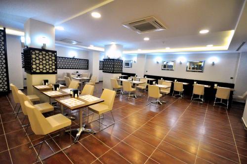 ห้องอาหาร, Hotel Osaka Airport in บากึร์กอย ห้องอาหาร, Hotel Osaka Airport in บากึร์กอย