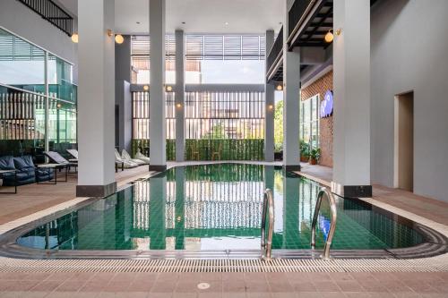 สระว่ายน้ำ, โคโคเทล แบงค็อก เทวา ทองหล่อ (Kokotel Bangkok Dheva Thonglor) in สุขุมวิท สระว่ายน้ำ, โคโคเทล แบงค็อก เทวา ทองหล่อ (Kokotel Bangkok Dheva Thonglor) in สุขุมวิท