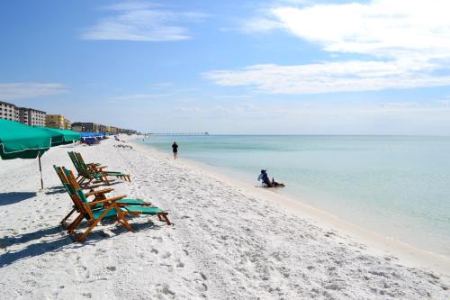 沙灘, 溫德姆花園沃爾頓堡灘德斯坦酒店 (Wyndham Garden Fort Walton Beach Destin) in 佛羅里達州沃爾頓堡灘(FL) 沙灘, 溫德姆花園沃爾頓堡灘德斯坦酒店 (Wyndham Garden Fort Walton Beach Destin) in 佛羅里達州沃爾頓堡灘(FL)