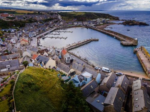 The View 3-Bed Cottage Findochty Buckie Moray in Findochty The View 3-Bed Cottage Findochty Buckie Moray in Findochty