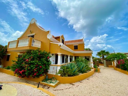 Landhuis Belnem Bonaire in Kralendijk Landhuis Belnem Bonaire in Kralendijk