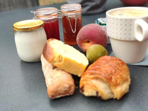 Food and beverages, LE PRE DE L AIR in La Flocelliere Food and beverages, LE PRE DE L AIR in La Flocelliere