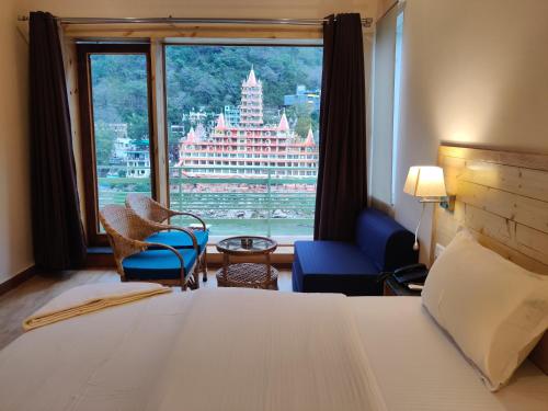 Kunwar Residency Hotel