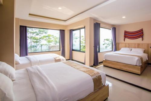 Hidden Valley Hills in Purwakarta Hidden Valley Hills in Purwakarta