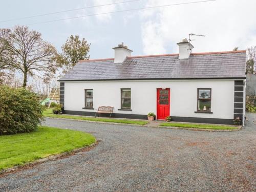 Pemandangan luar, Stunning 3-Bedroom House with Private Garden in Crossmolina Pemandangan luar, Stunning 3-Bedroom House with Private Garden in Crossmolina