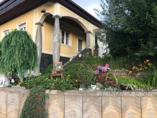 Entrance, EKO-Hof in Loipersdorf Entrance, EKO-Hof in Loipersdorf