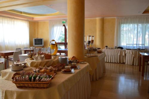 Comida y bebida, Hotel Parco Serrone in Corato Comida y bebida, Hotel Parco Serrone in Corato