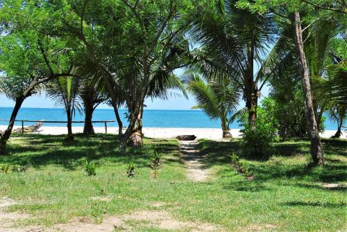 4 bedrooms villa at Foulpointe Madagascar 200 m away from the beach with sea view enclosed garden an in Foulpointe 4 bedrooms villa at Foulpointe Madagascar 200 m away from the beach with sea view enclosed garden an in Foulpointe