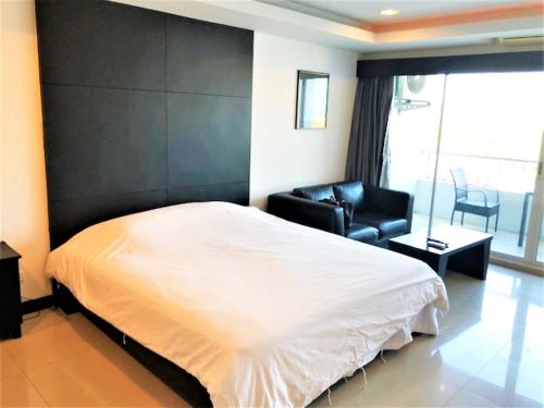 Bed, Platinum Suites studio condo Jomtien in Thep Prasit Bed, Platinum Suites studio condo Jomtien in Thep Prasit