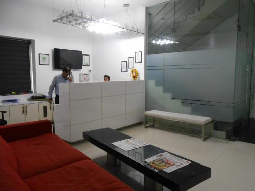 Лобби, Sapphire Suites in Калькутта Лобби, Sapphire Suites in Калькутта