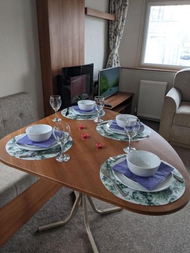 Caravan nearby Hastings Coghurst Hall Park in Guestling Caravan nearby Hastings Coghurst Hall Park in Guestling