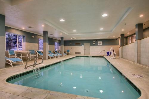Bazen, Holiday Inn Express & Suites Lincoln East - White Mountains By IHG in Lincoln (NH) Bazen, Holiday Inn Express & Suites Lincoln East - White Mountains By IHG in Lincoln (NH)