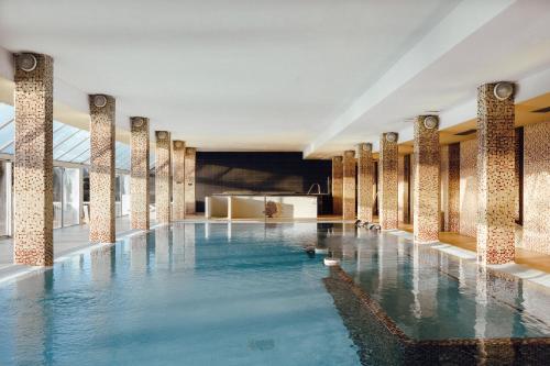 Gyógyfürdő, Domaine des Dryades in Pouligny-Notre-Dame Gyógyfürdő, Domaine des Dryades in Pouligny-Notre-Dame