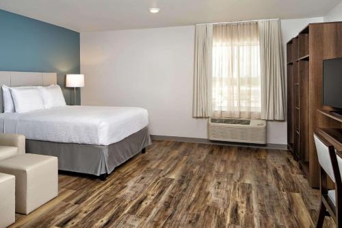 Facilities, Woodspring Suites Houston IAH Airport in Humble Facilities, Woodspring Suites Houston IAH Airport in Humble