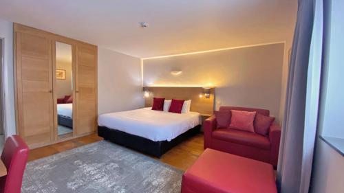 Hotel Cote Cour in Дурбай Hotel Cote Cour in Дурбай