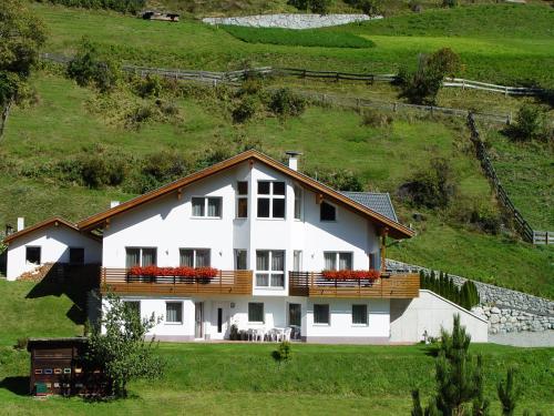 This photo about Apart Belmonte shared on HyHotel.com