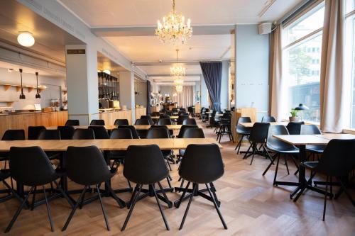 Restaurant, Hotel Arthur near Natural History Museum (Luonnontieteellinen Museo) Restaurant, Hotel Arthur near Natural History Museum (Luonnontieteellinen Museo)