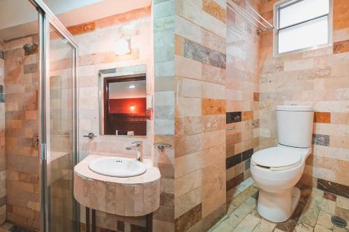 Fürdőszoba, Granda Inn in Tuxtla Gutiérrez Fürdőszoba, Granda Inn in Tuxtla Gutiérrez