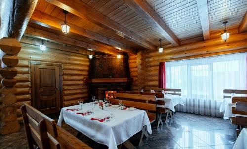 Restaurant, Usadba Russkii dvor in Butrimovka Restaurant, Usadba Russkii dvor in Butrimovka