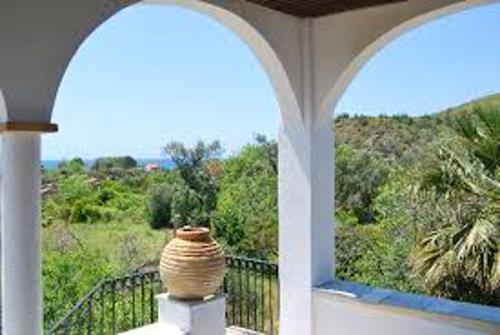 View, 5 bedrooms villa at Limnos 250 m away from the beach with sea view enclosed garden and wifi in Limnos View, 5 bedrooms villa at Limnos 250 m away from the beach with sea view enclosed garden and wifi in Limnos