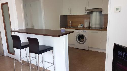 Kitchen, Studio avec wifi a Argenteuil in Argenteuil Kitchen, Studio avec wifi a Argenteuil in Argenteuil