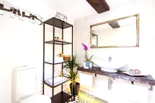 حمام, Charming villa with private pool in Riogordo in Riogordo حمام, Charming villa with private pool in Riogordo in Riogordo