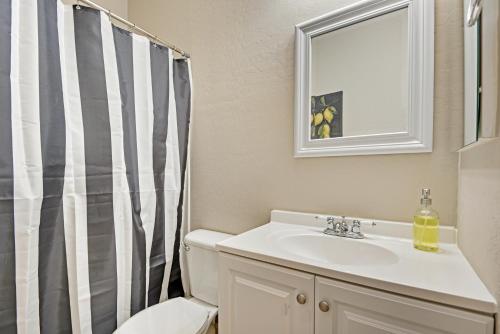 Bathroom, Relaxation Ranch in Apache Junction Bathroom, Relaxation Ranch in Apache Junction