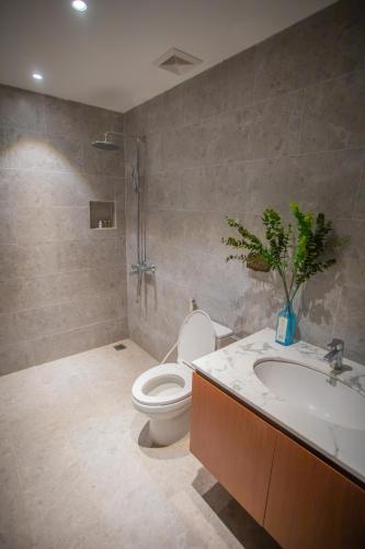 Bathroom, CRIN.HOUSE Homestay in Tu Liem District Bathroom, CRIN.HOUSE Homestay in Tu Liem District