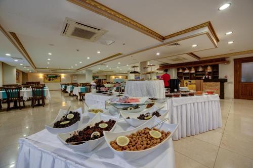 Ételek és italok, Yucesoy Liva Hotel Spa & Convention Center Mersin in Mersin Ételek és italok, Yucesoy Liva Hotel Spa & Convention Center Mersin in Mersin