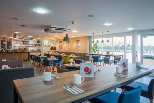 Mat och dryck, Holiday Inn Manchester West By IHG in Salford Mat och dryck, Holiday Inn Manchester West By IHG in Salford