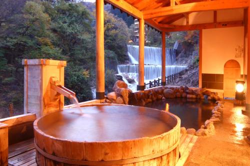 Hot spring bath, Sansuiso in Fukushima Hot spring bath, Sansuiso in Fukushima