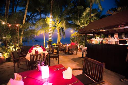 Restaurant, Little Sunshine Boutique Beach Resort & Spa in Klong Son Restaurant, Little Sunshine Boutique Beach Resort & Spa in Klong Son