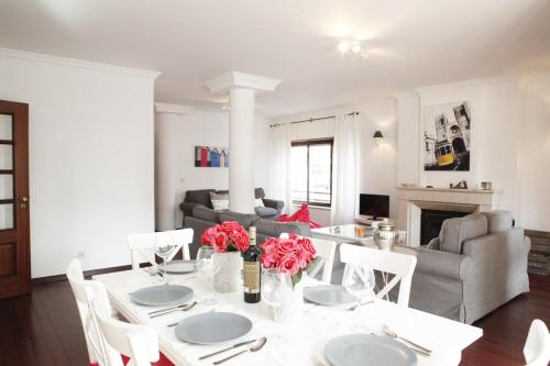 Létesítmények, Cascais Guia’s Gorgeous & Spacious Apartment in Bairro do Rosario Létesítmények, Cascais Guia’s Gorgeous & Spacious Apartment in Bairro do Rosario