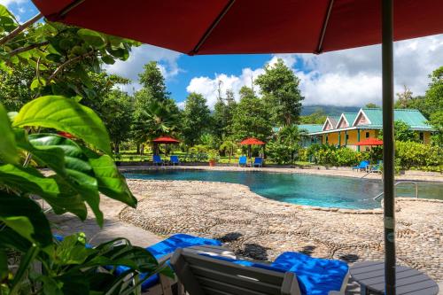 Piscina, Rosalie Bay Eco Resort & Spa in Rosalie Piscina, Rosalie Bay Eco Resort & Spa in Rosalie