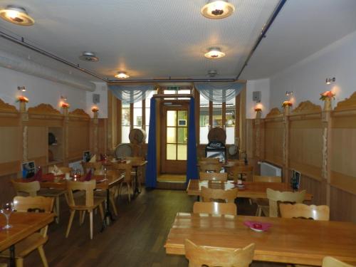 المطعم, فندق فرانزيسكانر (Hotel Franziskaner) in Chur City Center المطعم, فندق فرانزيسكانر (Hotel Franziskaner) in Chur City Center