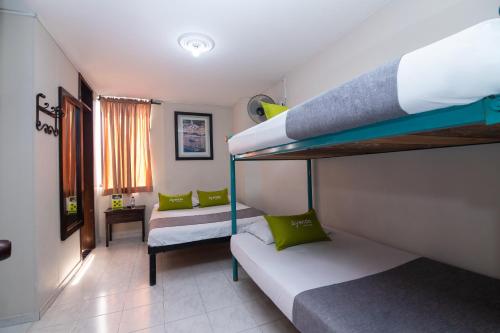 Hotel Ayenda Calypso 1142 near Matecaña International Airport Hotel Ayenda Calypso 1142 near Matecaña International Airport
