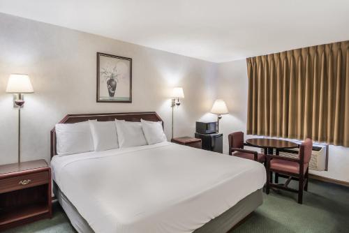 Americas Best Value Inn Wenona in Wenona (IL) Americas Best Value Inn Wenona in Wenona (IL)