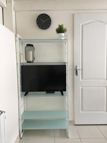 Létesítmények, Saclay - Green and premium flat close Paris - WIFI & NETFLIX in Saclay Létesítmények, Saclay - Green and premium flat close Paris - WIFI & NETFLIX in Saclay